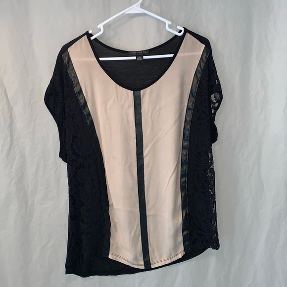 1x Mixed Media Forever 21 Plus Top Nude / Black Faux Leather & Lace - Picture 2 of 9